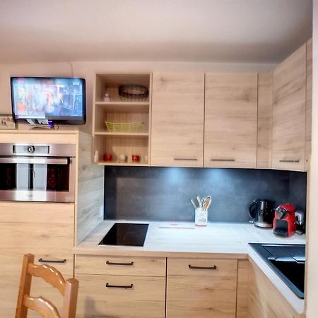 Les Menuires: 2 Pieces, 4 Pers, Pied Des Pistes, Parking Gratuit - Fr-1-178-100 Saint-Martin-de-Belleville Exterior foto